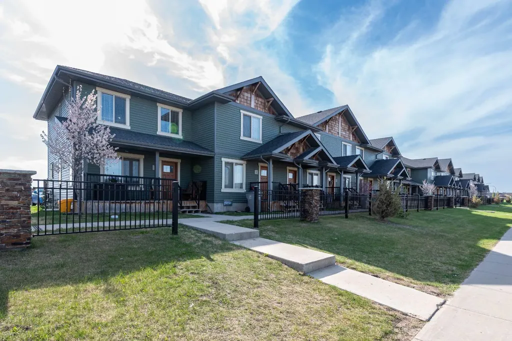 3390 72 Avenue Lloydminster AB T9V 3S4