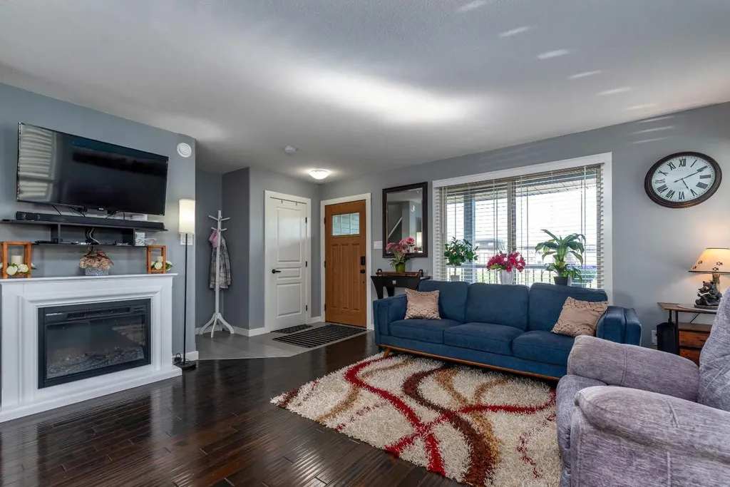 3390 72 Avenue Lloydminster AB T9V 3S4