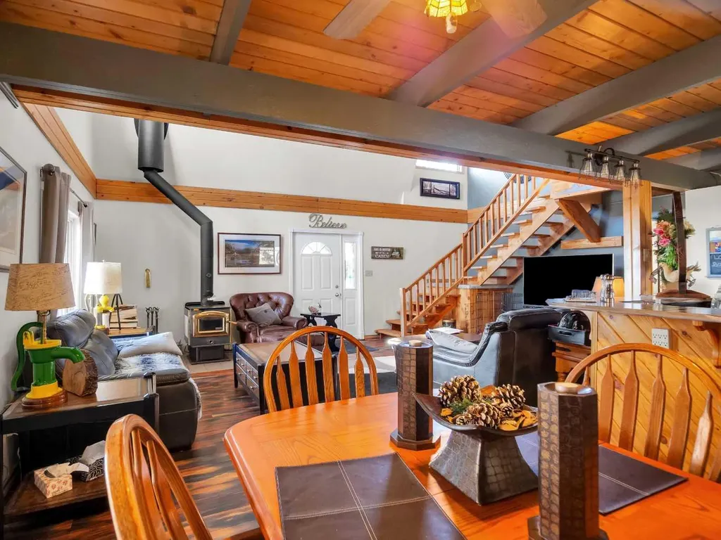 20 Lakeshore Drive Rural Ponoka County AB T0C 2J0
