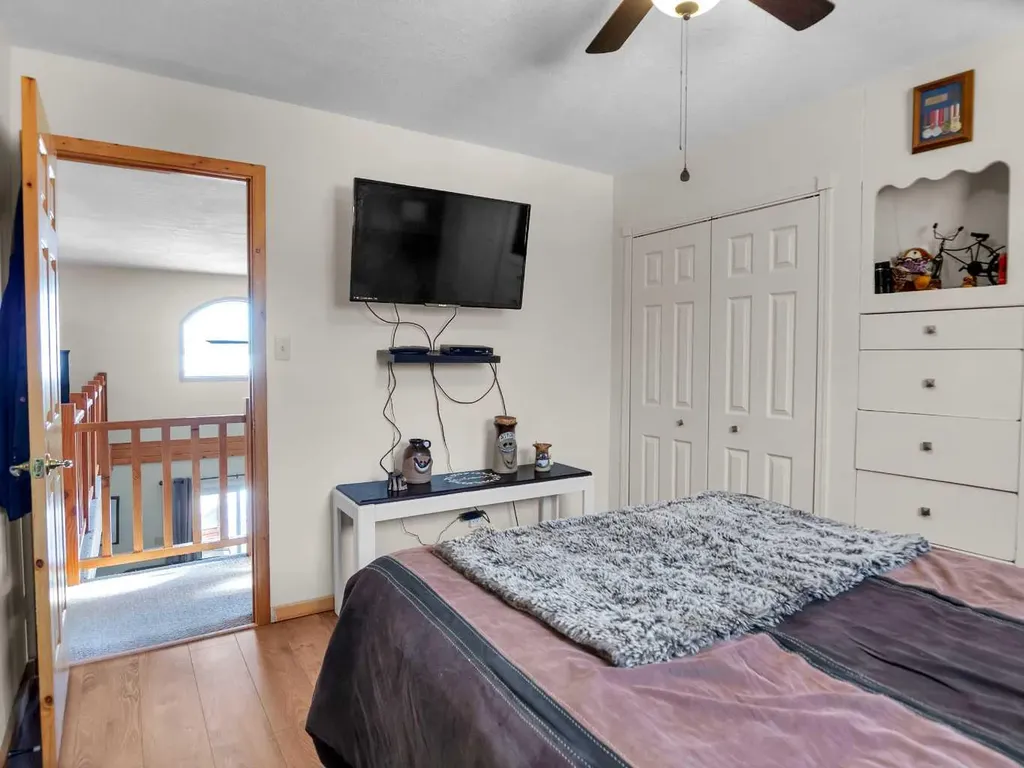20 Lakeshore Drive Rural Ponoka County AB T0C 2J0