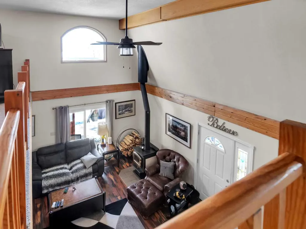 20 Lakeshore Drive Rural Ponoka County AB T0C 2J0