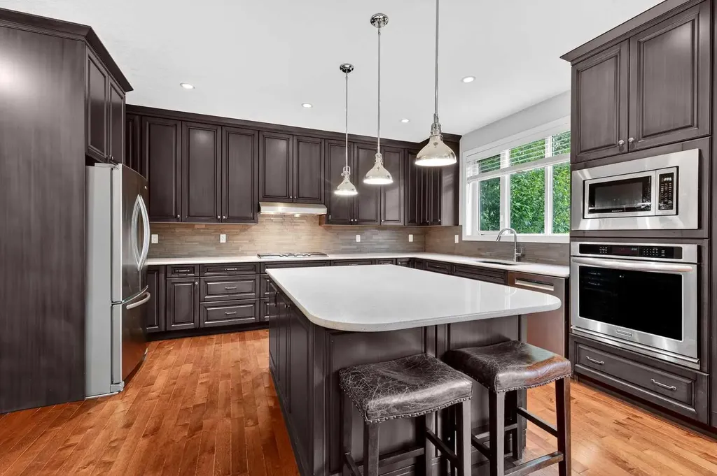 68 Westland Crescent SW Calgary AB T3H 0W1