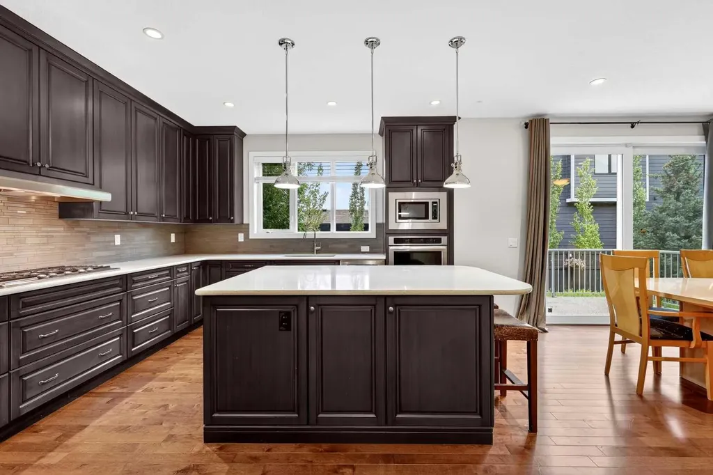 68 Westland Crescent SW Calgary AB T3H 0W1