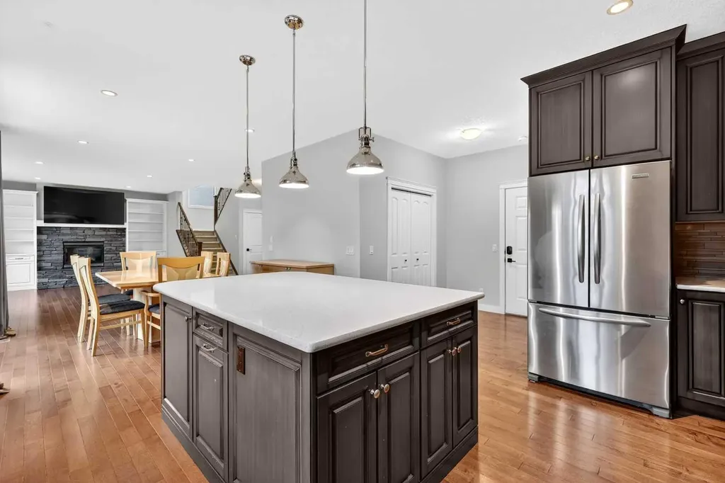 68 Westland Crescent SW Calgary AB T3H 0W1
