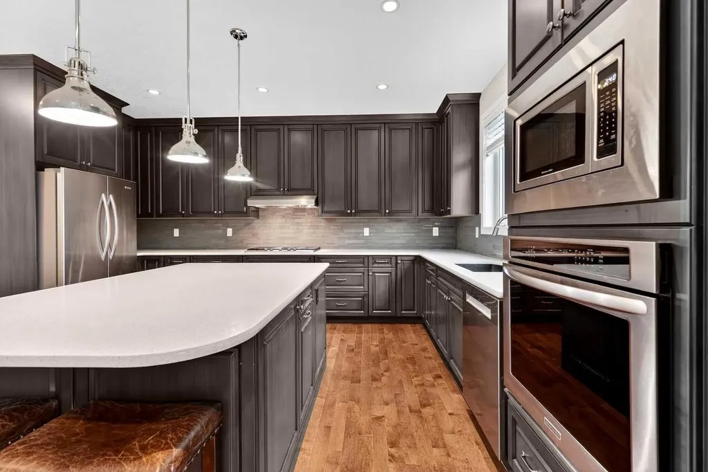 68 Westland Crescent SW Calgary AB T3H 0W1