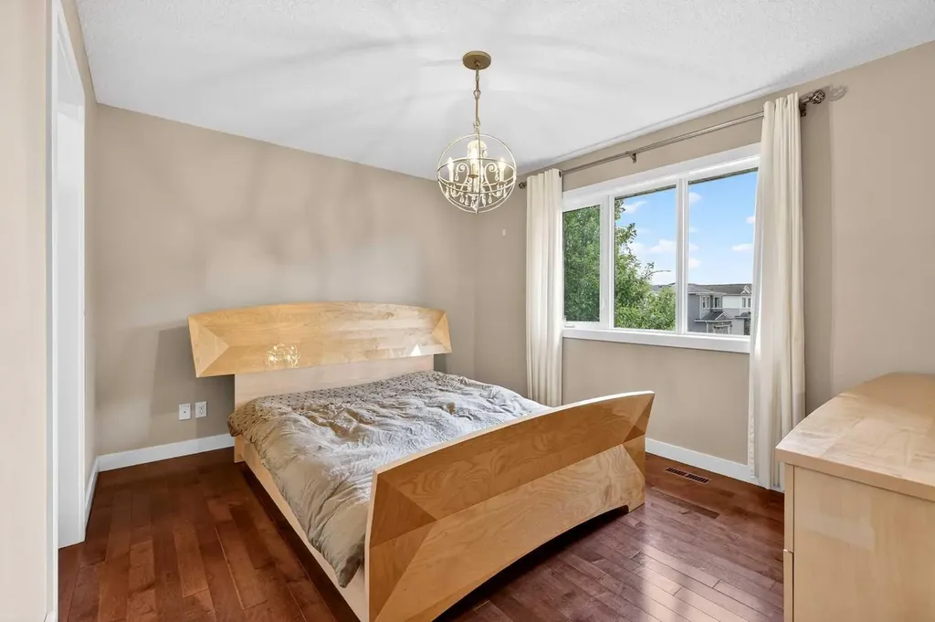 68 Westland Crescent SW Calgary AB T3H 0W1