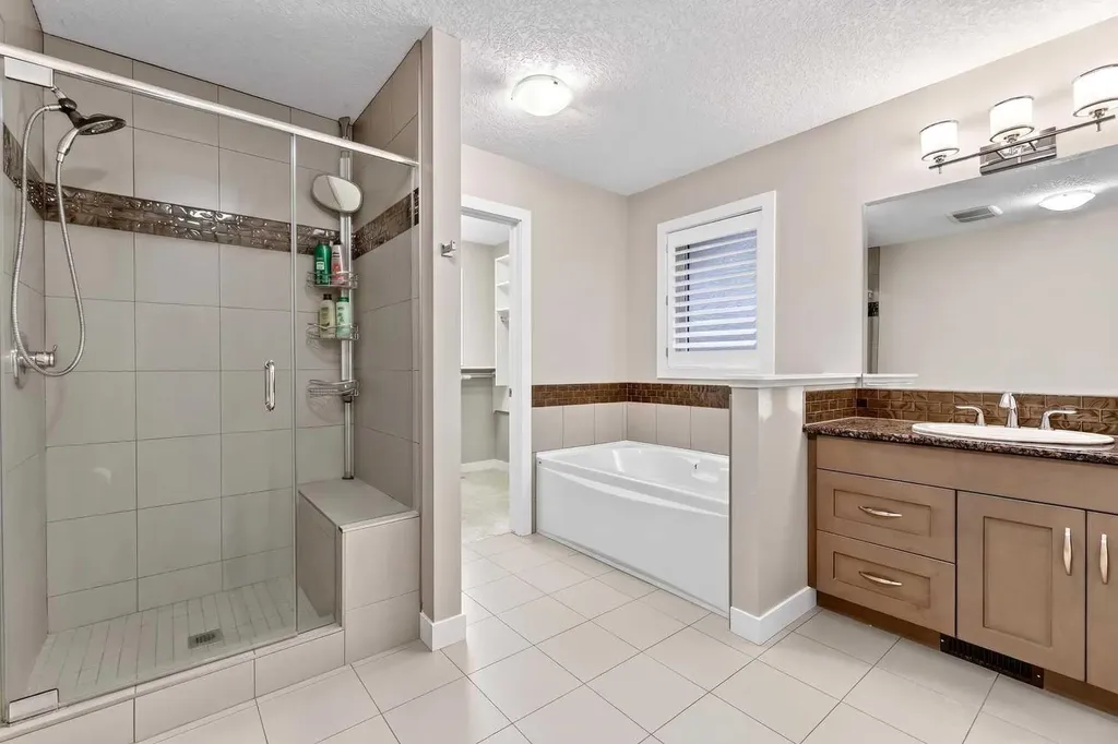 68 Westland Crescent SW Calgary AB T3H 0W1