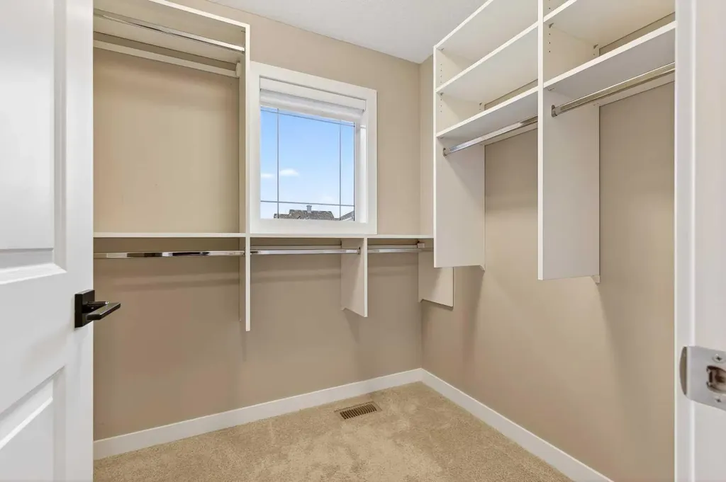 68 Westland Crescent SW Calgary AB T3H 0W1
