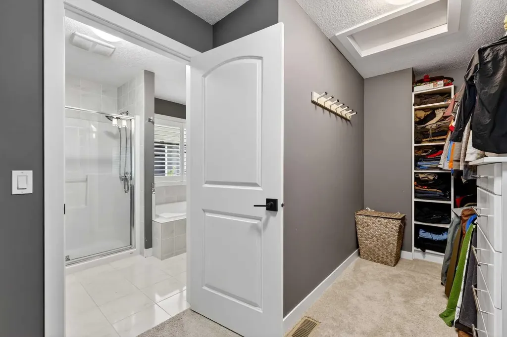 68 Westland Crescent SW Calgary AB T3H 0W1