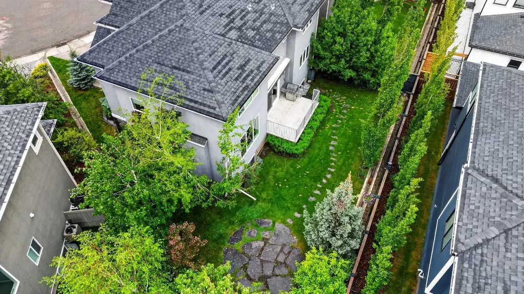 68 Westland Crescent SW Calgary AB T3H 0W1