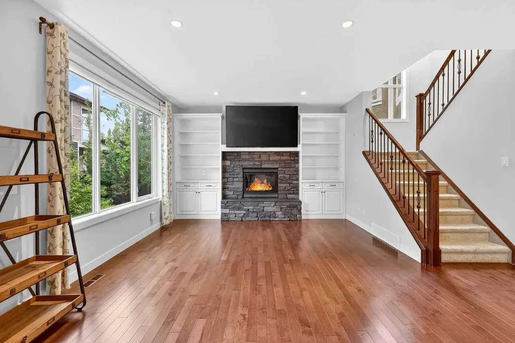 68 Westland Crescent SW Calgary AB T3H 0W1