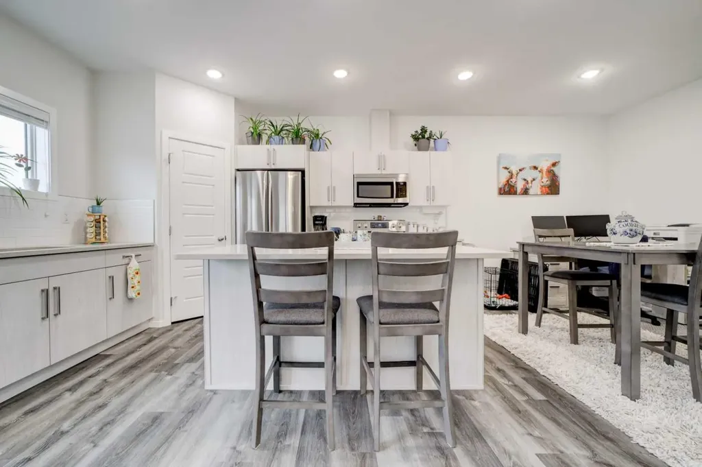 210 Firelight Way W Lethbridge AB T1J5T3
