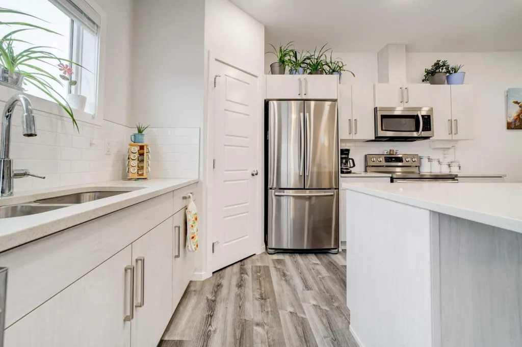 210 Firelight Way W Lethbridge AB T1J5T3