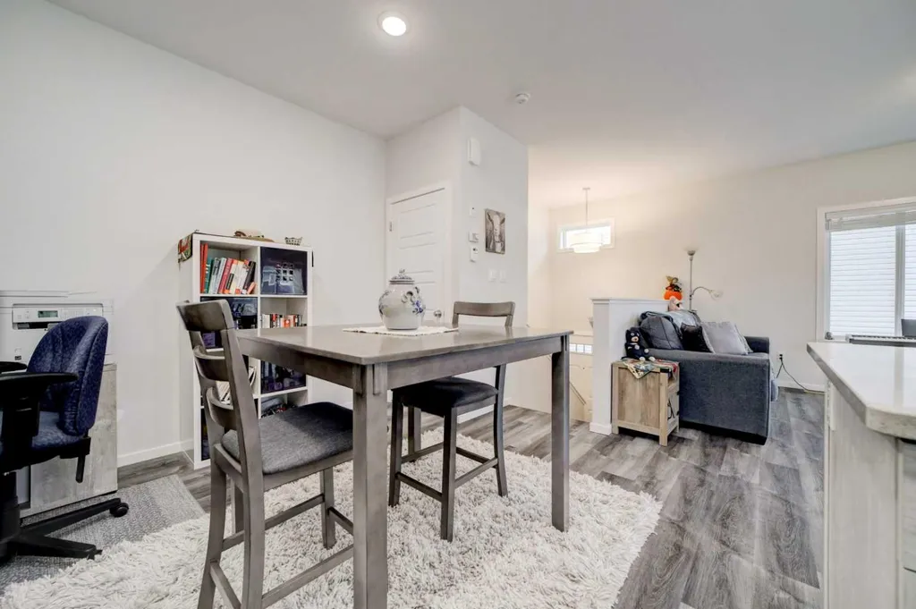 210 Firelight Way W Lethbridge AB T1J5T3