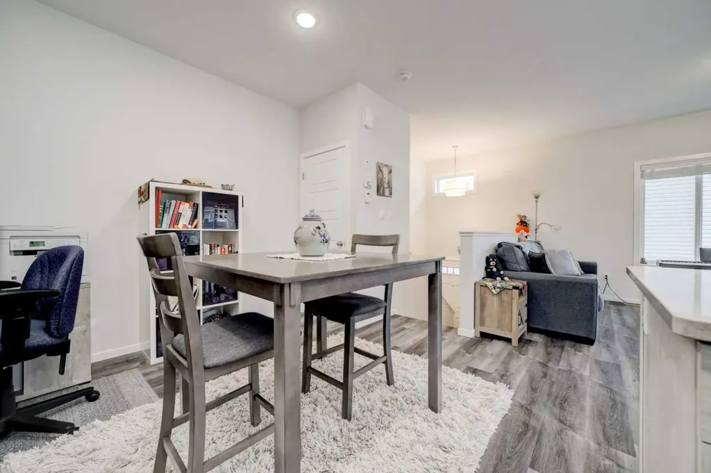210 Firelight Way W Lethbridge AB T1J5T3