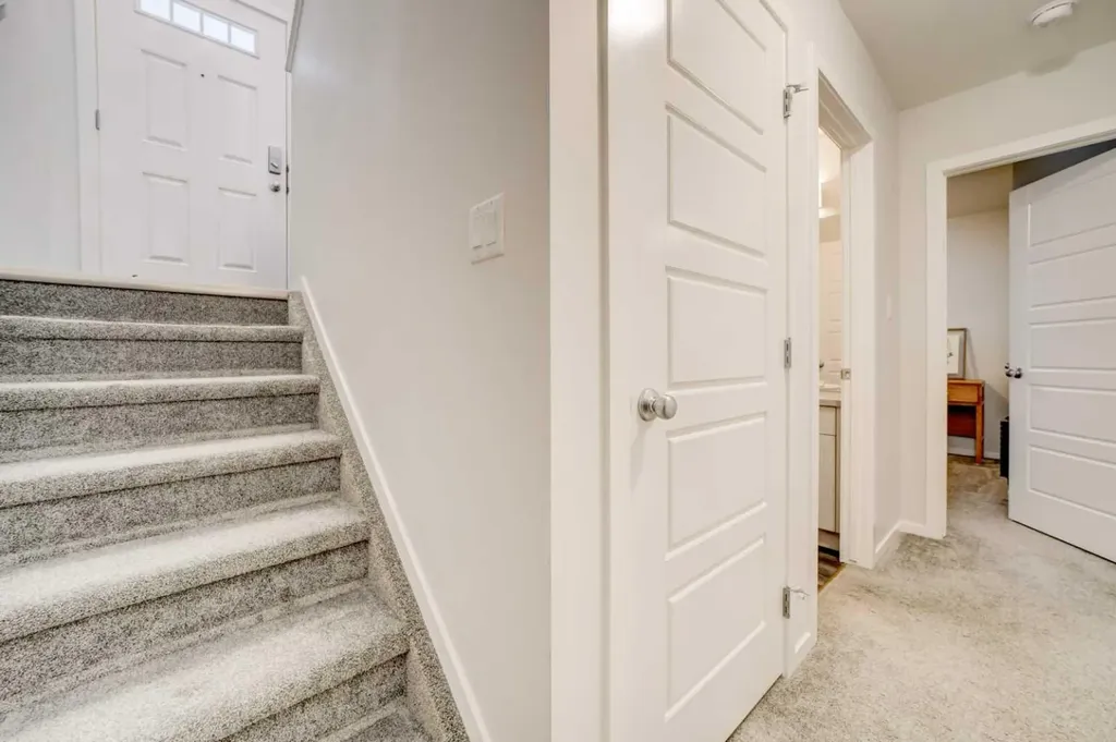 210 Firelight Way W Lethbridge AB T1J5T3