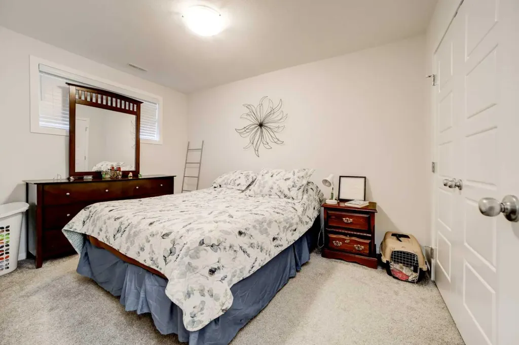 210 Firelight Way W Lethbridge AB T1J5T3