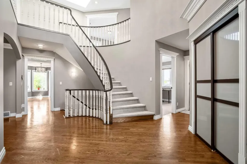 59 Signature Heights SW Calgary AB T3H 3C1