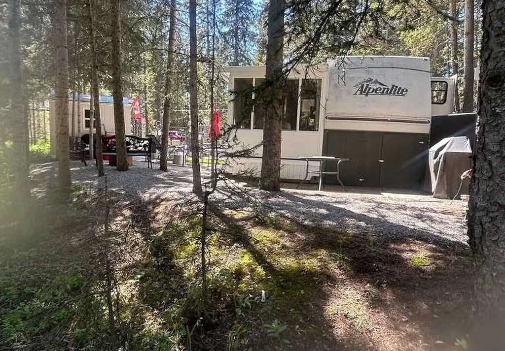 5230 Highway 27 Sundre AB T0M1X0