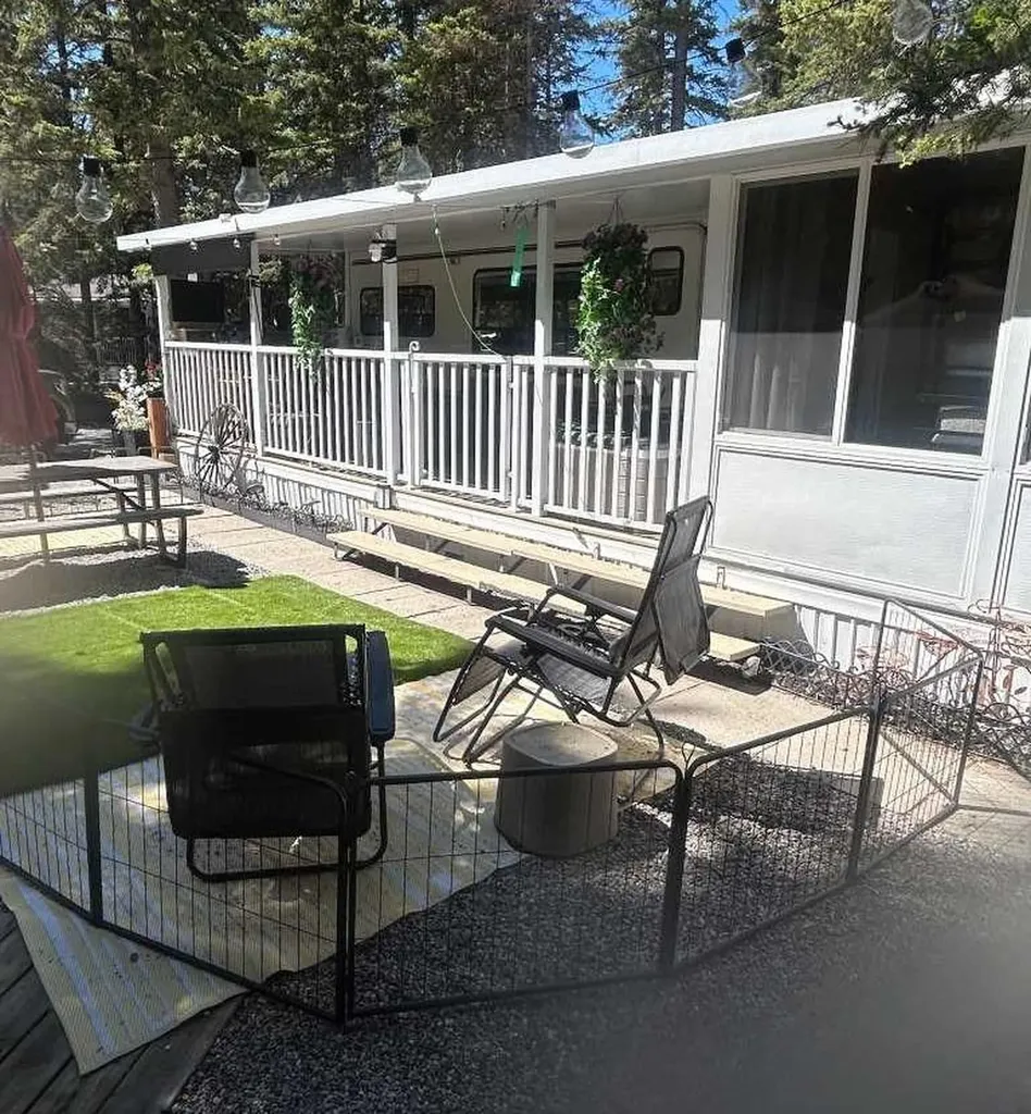 5230 Highway 27 Sundre AB T0M1X0