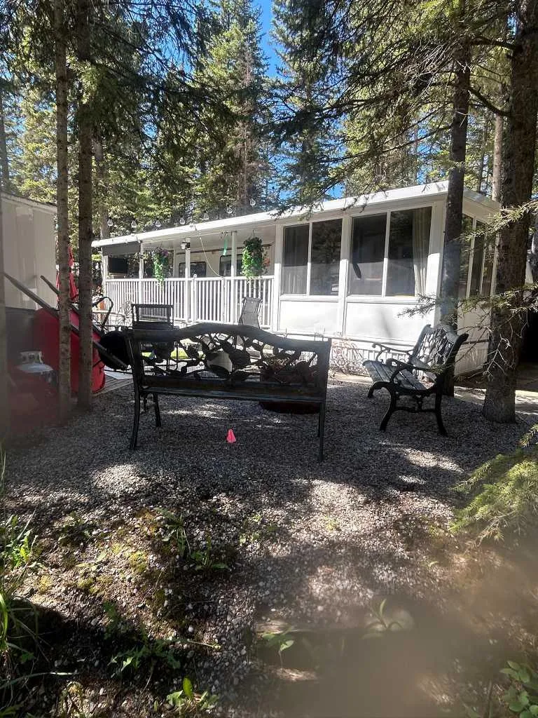 5230 Highway 27 Sundre AB T0M1X0