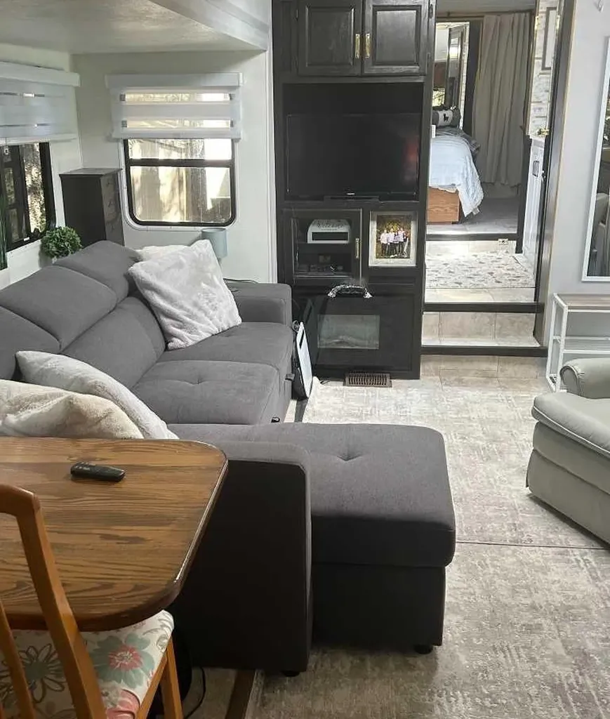 5230 Highway 27 Sundre AB T0M1X0
