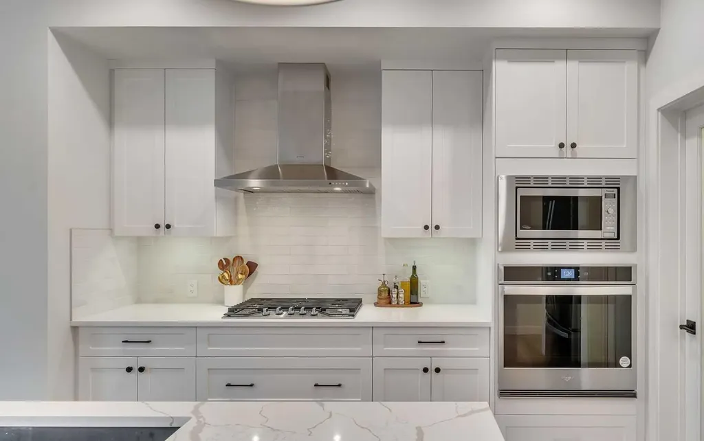 121 Amblehurst Green NW Calgary AB T3P 1W8