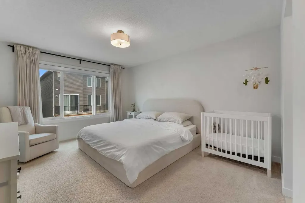 121 Amblehurst Green NW Calgary AB T3P 1W8