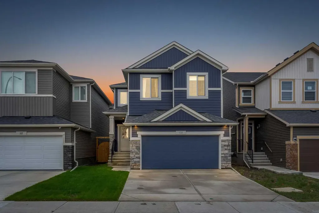 121 Amblehurst Green NW Calgary AB T3P 1W8