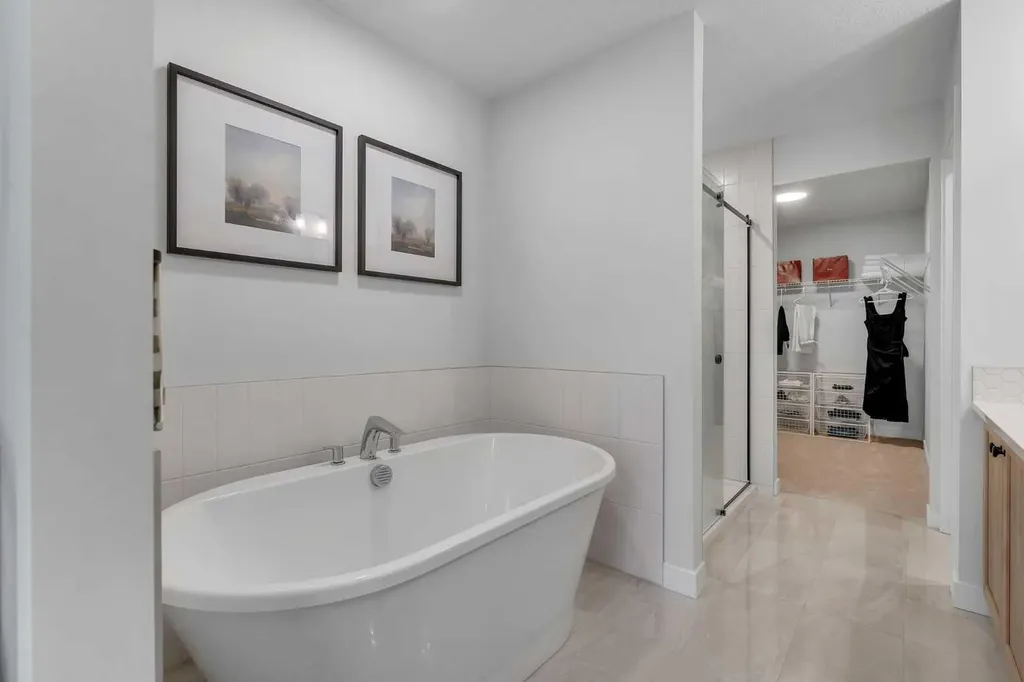 121 Amblehurst Green NW Calgary AB T3P 1W8