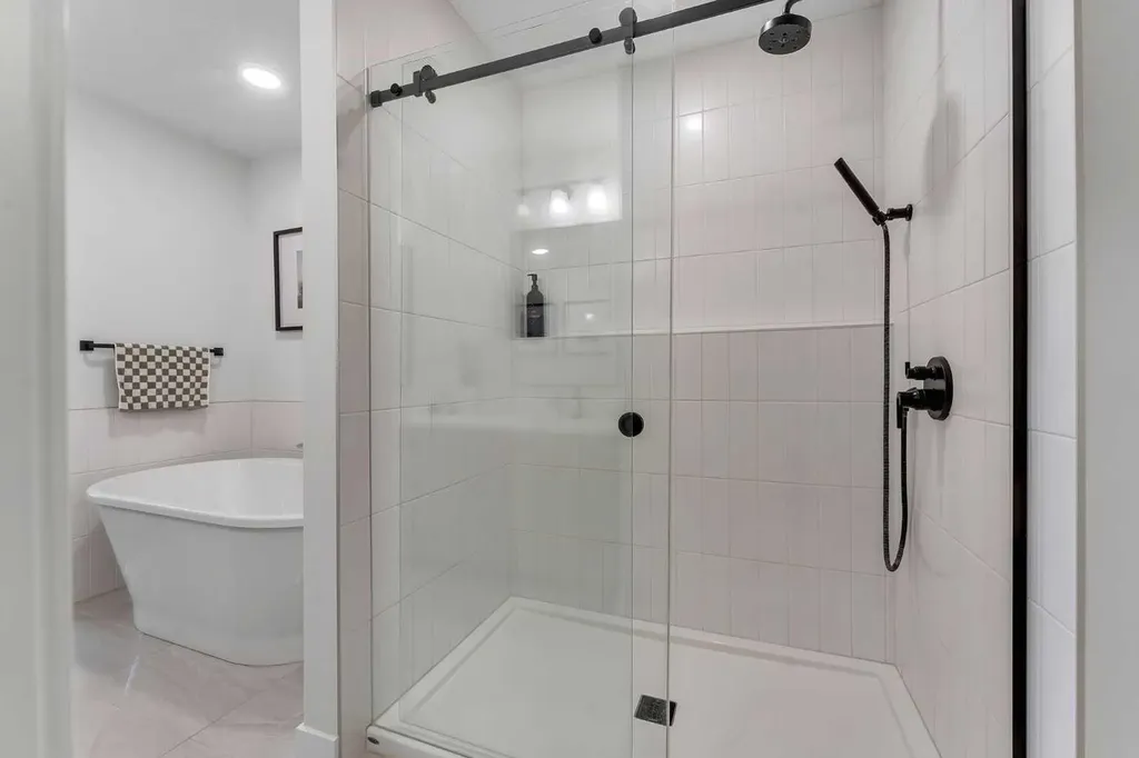 121 Amblehurst Green NW Calgary AB T3P 1W8