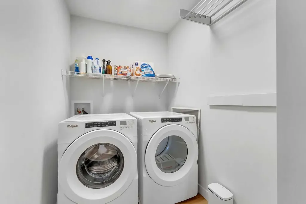 121 Amblehurst Green NW Calgary AB T3P 1W8