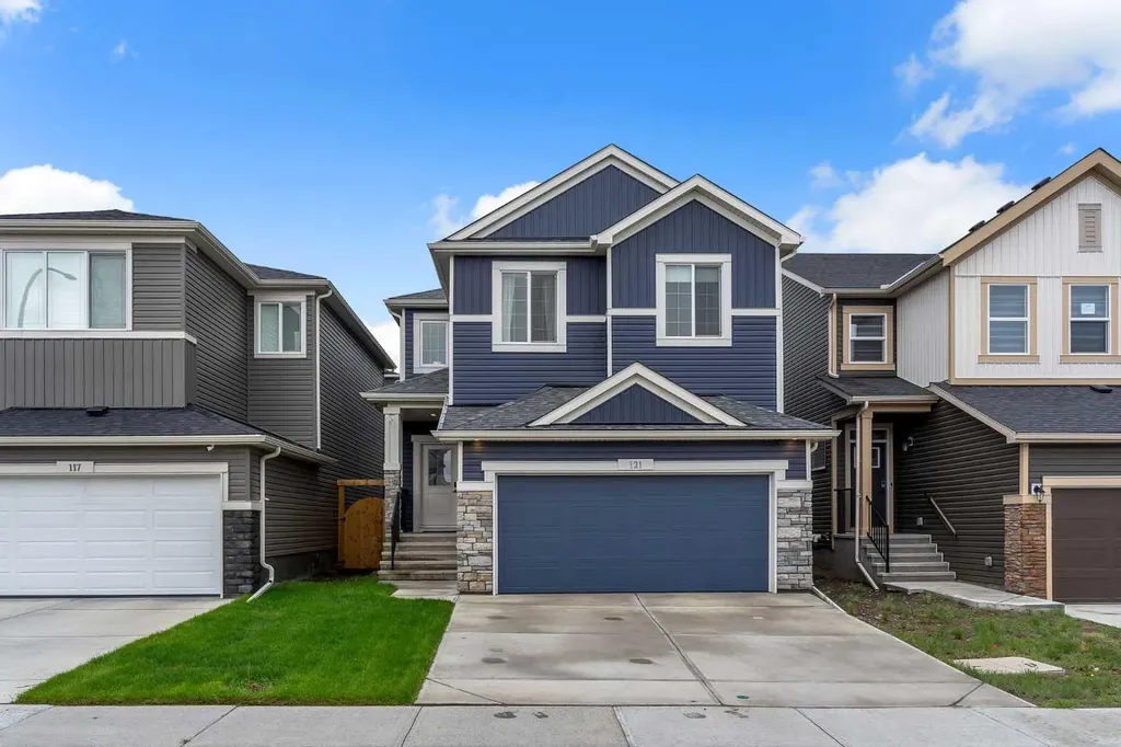 121 Amblehurst Green NW Calgary AB T3P 1W8