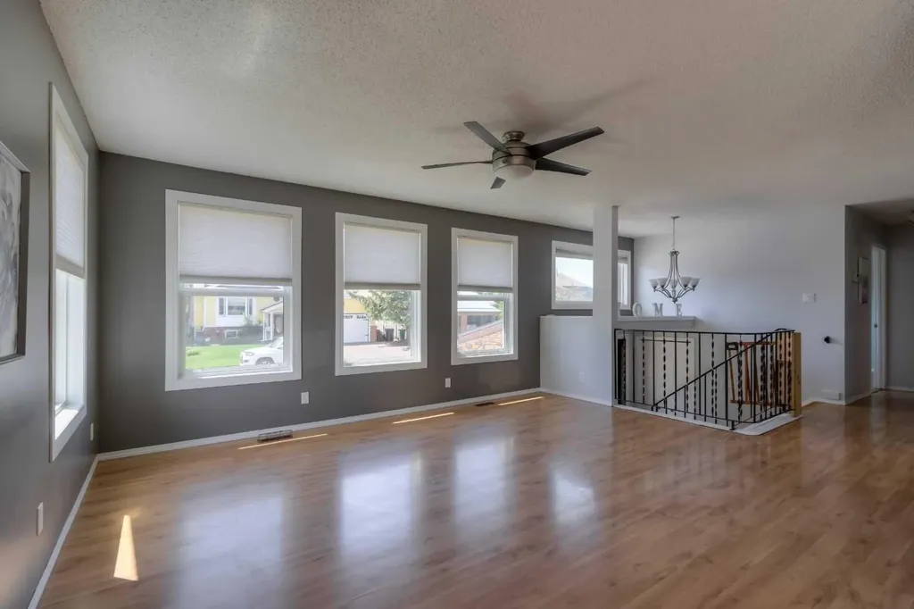 1010 22 Avenue Coaldale AB T1M 1B6