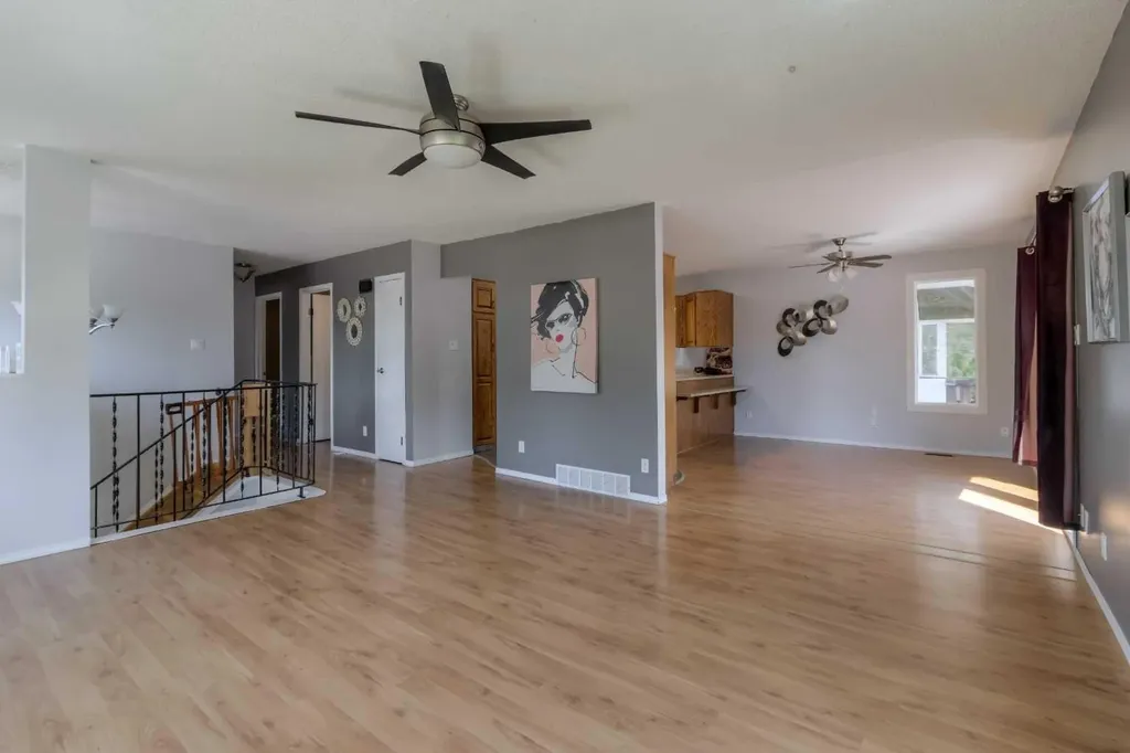 1010 22 Avenue Coaldale AB T1M 1B6