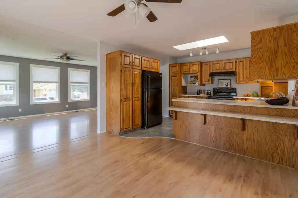 1010 22 Avenue Coaldale AB T1M 1B6