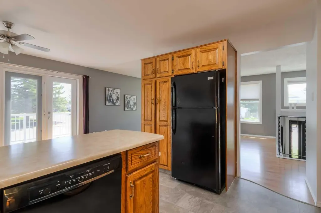 1010 22 Avenue Coaldale AB T1M 1B6