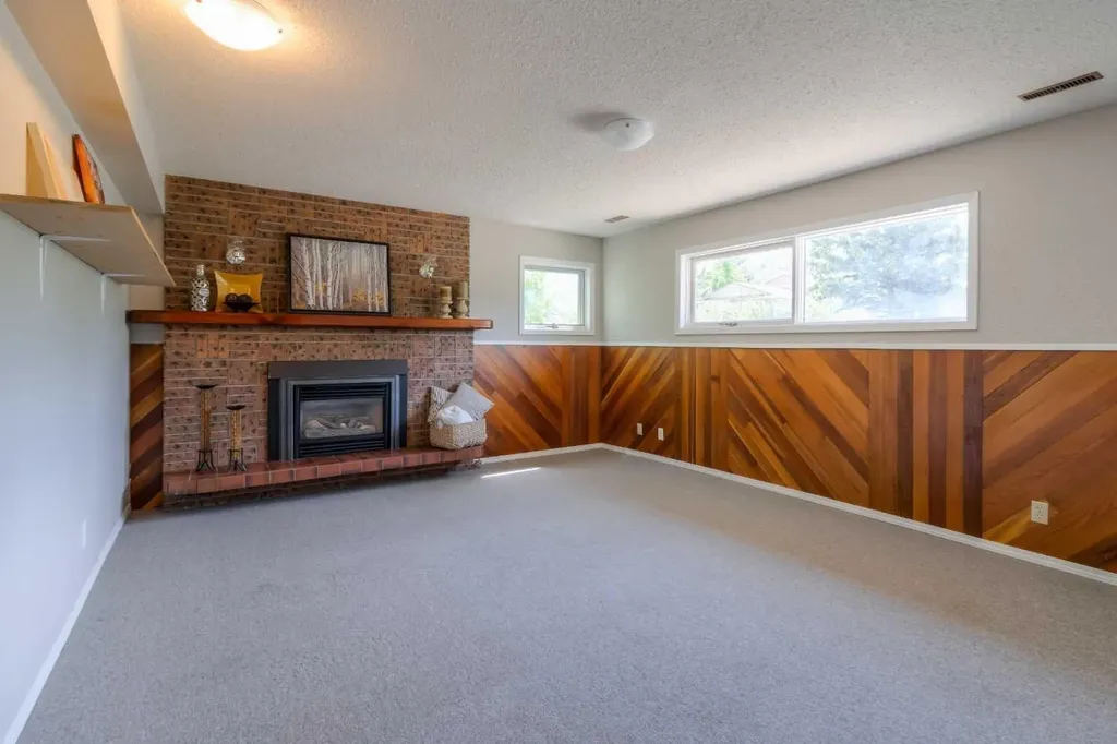 1010 22 Avenue Coaldale AB T1M 1B6