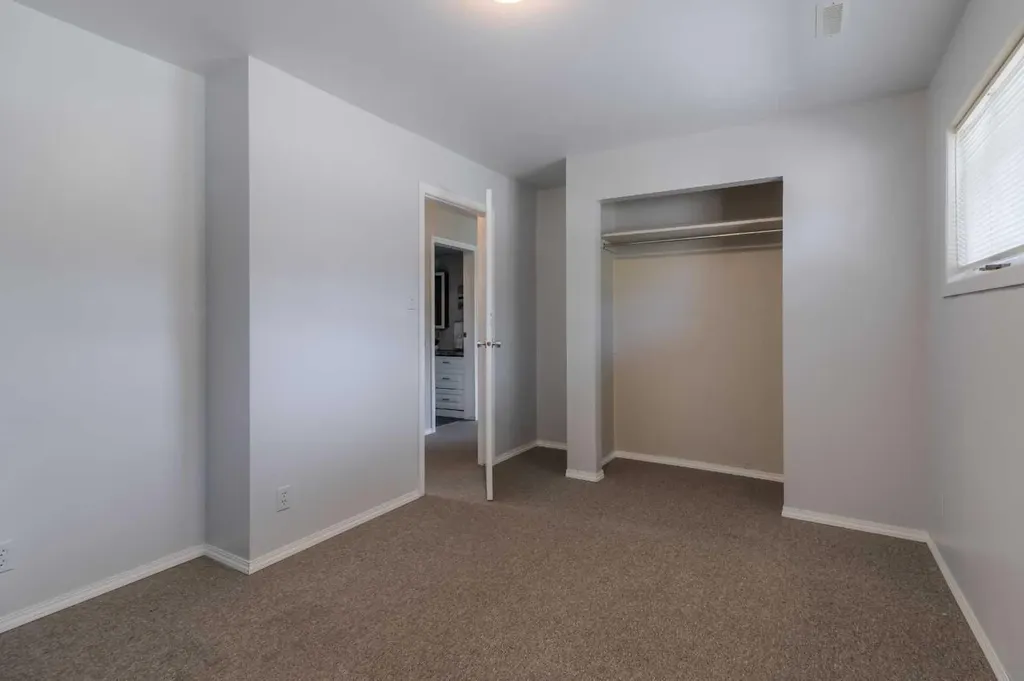 1010 22 Avenue Coaldale AB T1M 1B6