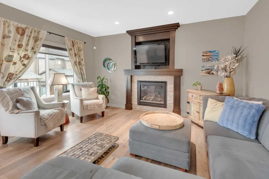 113 Wildrose Drive Strathmore AB T1P 0C9
