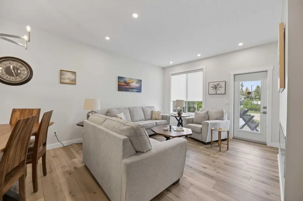 66 Stenlea Gate Carstairs AB T0M0N0