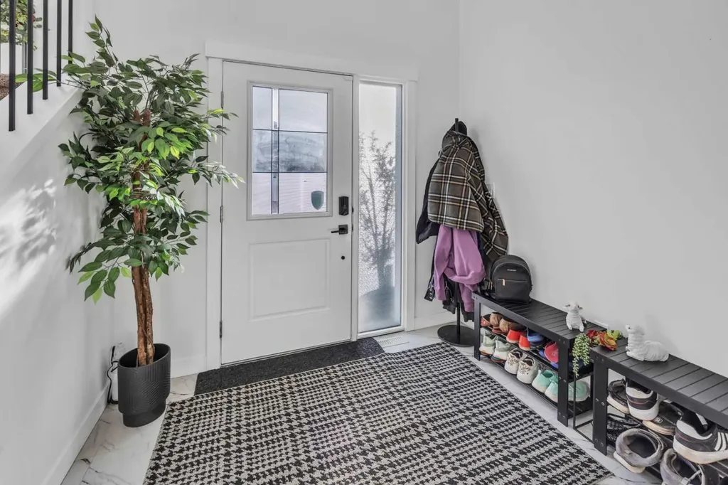 97 Baysprings Gardens SW Airdrie AB T4B 5C6