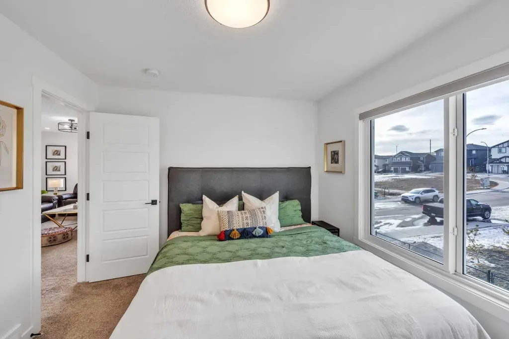 97 Baysprings Gardens SW Airdrie AB T4B 5C6