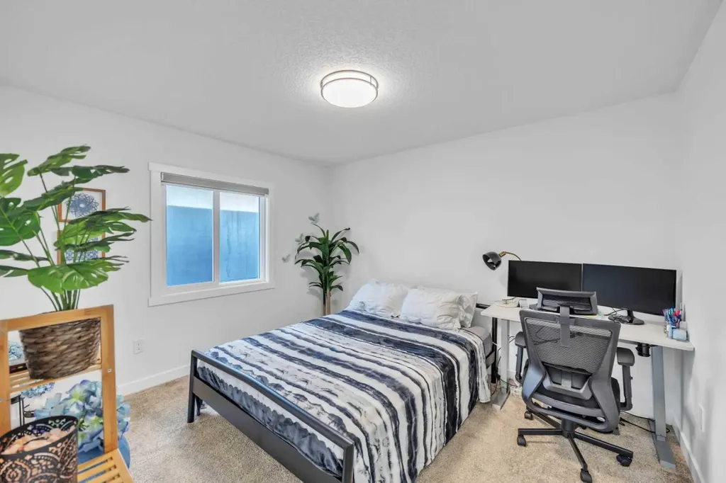 97 Baysprings Gardens SW Airdrie AB T4B 5C6