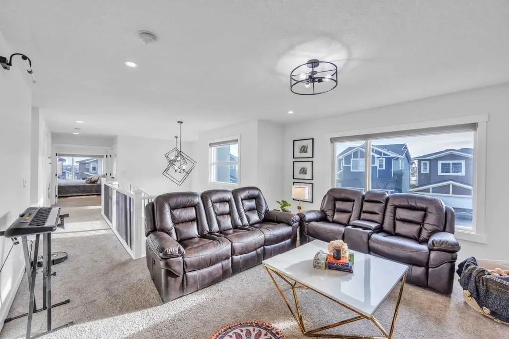97 Baysprings Gardens SW Airdrie AB T4B 5C6