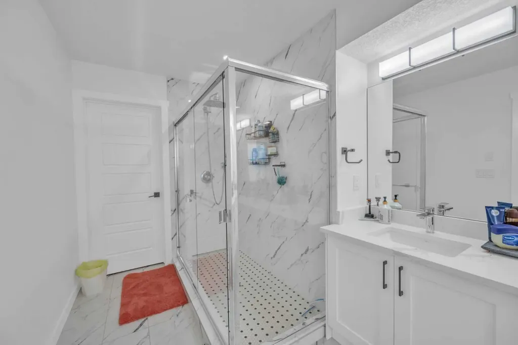 97 Baysprings Gardens SW Airdrie AB T4B 5C6