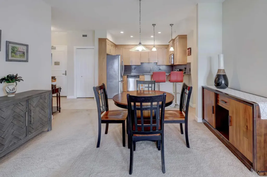 1005B Westmount Drive Strathmore AB T1P 0C3