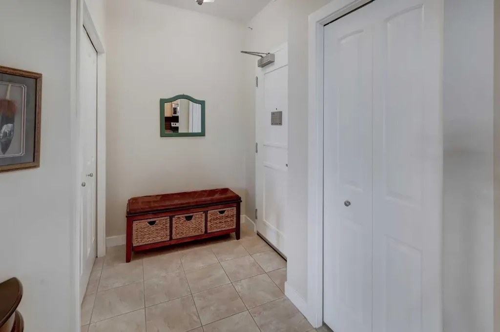 1005B Westmount Drive Strathmore AB T1P 0C3