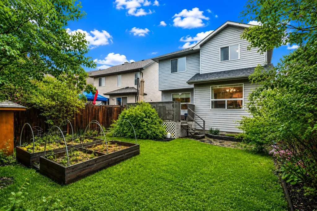 174 Brightondale Crescent SE Calgary AB T2Z4K1