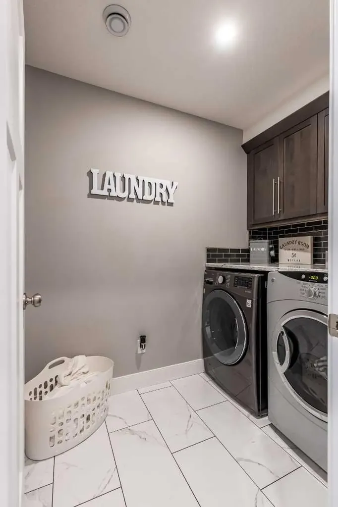 936 Maskell Place SE Redcliff AB T0J 2P0